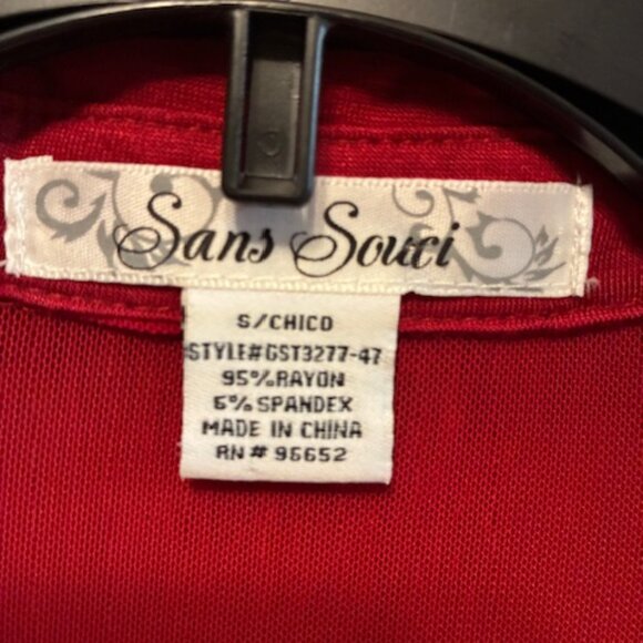 San Souci Women's Sleeveless collared Red button down Hi- Low shirt size S - Picture 3 of 3